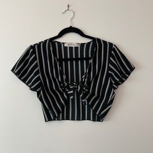 Tie up cropped shirt